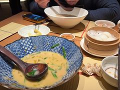 -荣家黄鱼面(前滩太古里店)