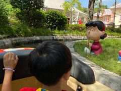 -史努比缤纷世界