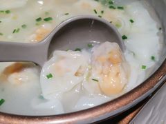 咸蛋黄鲜肉小馄饨-样样体面(宝安支路店)