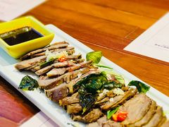 金不换牛肉配腌青线椒沙茶酱-ATLAS COFFEE(雅居乐中心店)