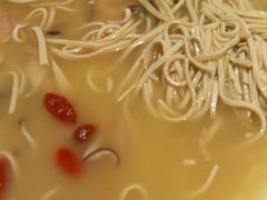 -桂满陇·蟹黄小笼汤包(中山公园店)