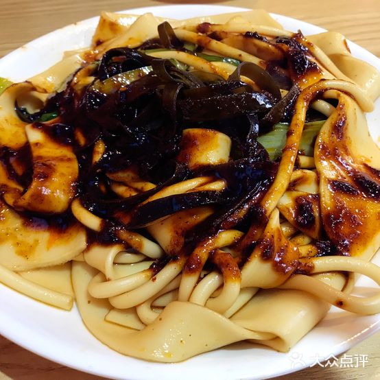 刘英英麻辣烫(丽景名苑店)
