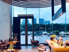 -星巴克臻选(成都环球乐天店)