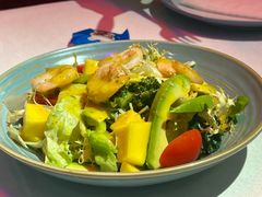 清新海鲜大虾沙拉-DEEP·美式餐吧(五棵松华熙LIVE店)