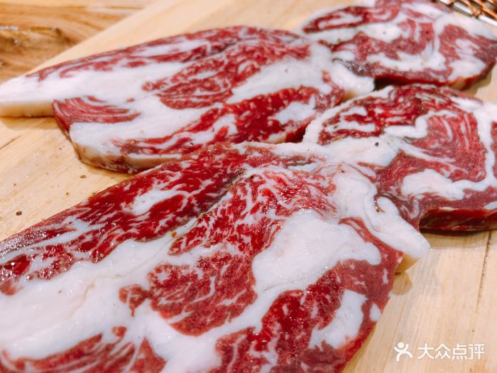 牛岛烤肉专门店(奉天店)特级雪花肉图片 第1张