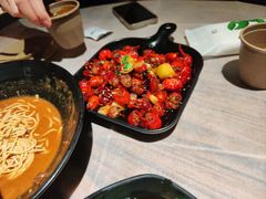 -巴厘龙虾·榜首油焖大虾(音乐学院·沿江酒馆店)