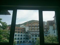 -深圳东部华侨城瀑布酒店