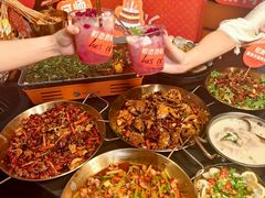 -何师烧烤Pro ·江湖川菜·小龙虾·精酿(太古里旗舰店)