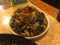 -鸿顺老铁锅美蛙鱼府(解放碑店)