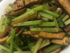 -建辉湖南土菜馆(南大街店)