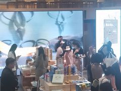 -猫的天空之城概念书店(杭州南宋御街店)