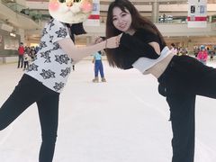 -冰纷万象滑冰场(深圳万象城店)