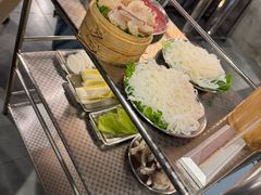 -鹿鸣山草本茶香火锅(园西路店)