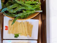-七欣天香辣蟹火锅(闵行浦江欢乐颂店)