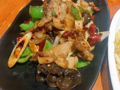 川味小炒肉-禧福徕盆盆香川菜馆