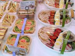 -巴黎贝甜(大宁国际商业广场店)
