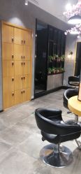 -时尚殿堂明星门店
