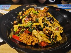 -小山城麻辣香锅(新邻生活广场店)
