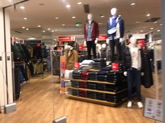 -优衣库(上海虹口龙之梦店)