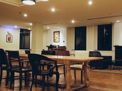 大堂-星巴克臻选(广州沙面店)