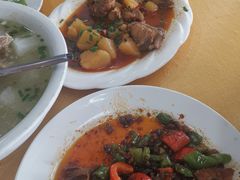 -荣生萝卜汤饭店