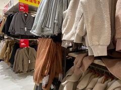 -优衣库(上海金桥国际商业广场店)