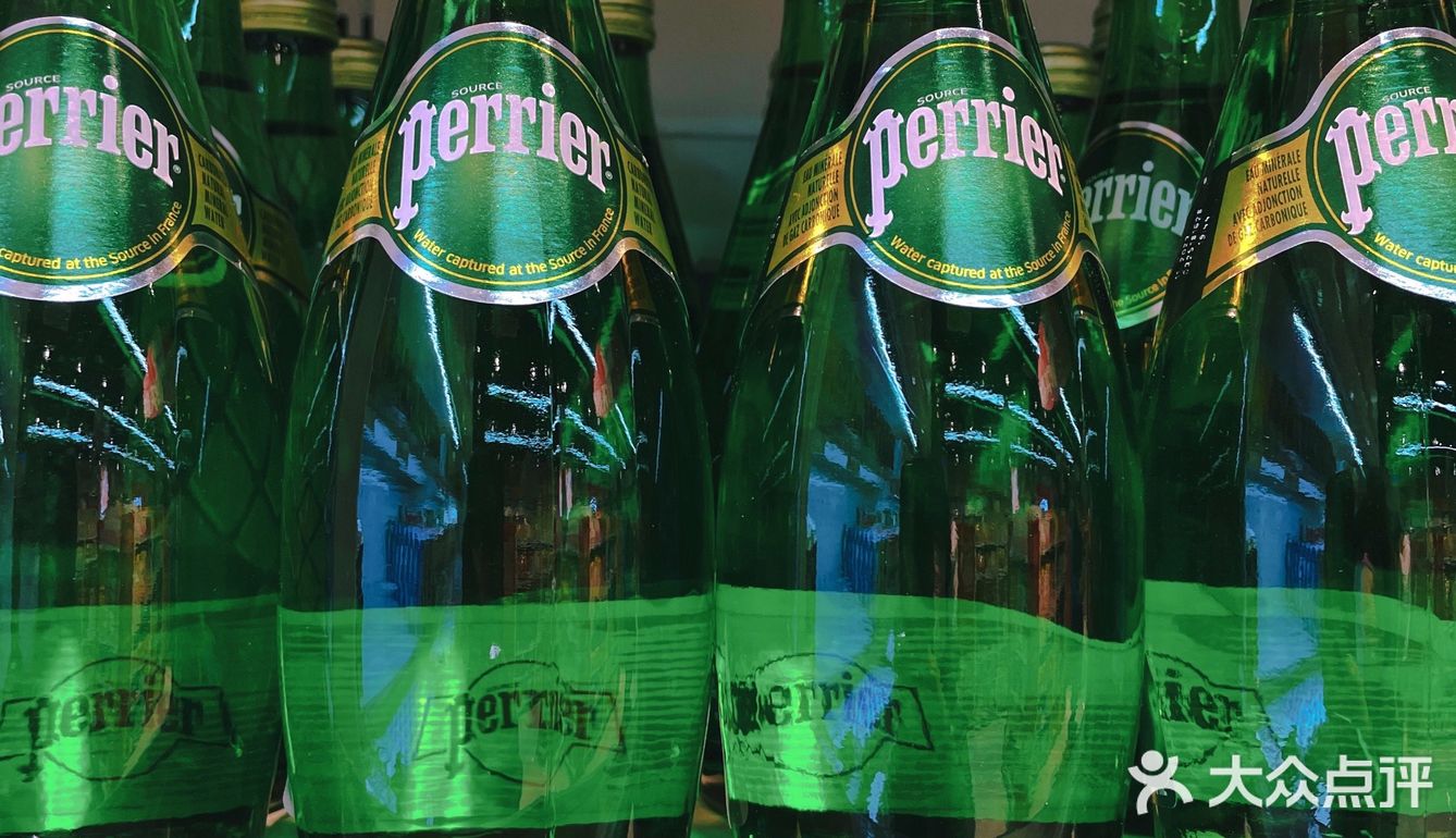 好特卖，本土超市里的平价之光，最低4毛钱带走零食