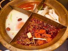 -沸炉重庆老火锅(军事博物馆店)