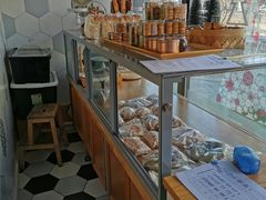 面包甜点陈列柜-研麦家面包(亚泰华府店)