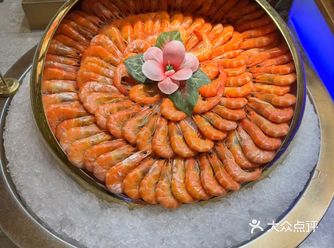 今天又去了我超爱的那家自助餐，必须给它一个大大的赞！