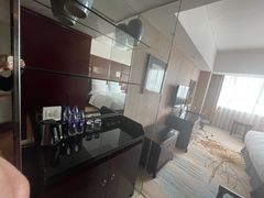 -广州白云机场雅高铂尔曼大酒店
