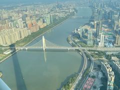 -广州塔卢特斯法国旋转餐厅
