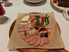 -马克西姆俄罗斯餐厅(通亚街店)