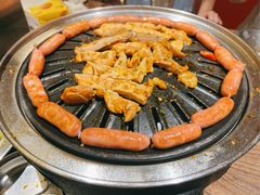 -明洞阿姨·韩式酱蟹烤肉·创意料理(方庄店)