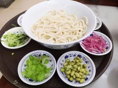 肉丁小碗干炸炸酱面-海碗居(牡丹园店)