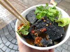 -黑色经典臭豆腐·湖南特产(步行街店)