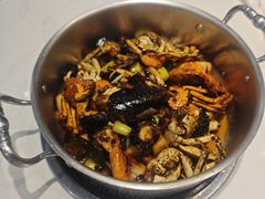 -七欣天香辣蟹火锅(无锡金太湖国际城店)