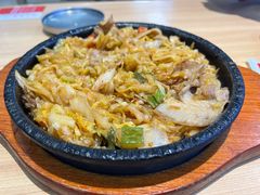 五花肉煎酸菜-米村拌饭(砂之船中东奥莱店)