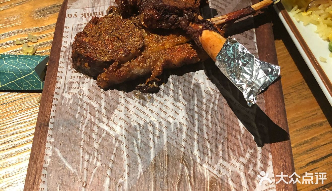 焗南瓜，香而不腻！冰秋葵，爽口得很。服务员态度体贴