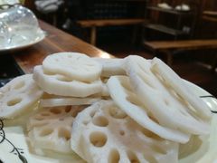 -三里屯土灶炖公鸡地锅鸡(江东店)