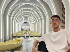 -涨巢·潮玩水疗局