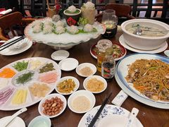 -龙悦湾酒家·八阵鱼生·渔人码头店