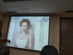 -金夫人化妆摄影职业培训学校