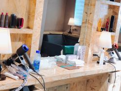 -构想时尚发型会所