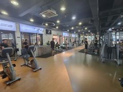 -豪逸健体(中骏广场店)