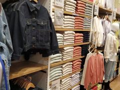 -优衣库(太原龙湖万达广场店)