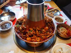 -老佛爷炭火蛙锅直营(清滨路总店)
