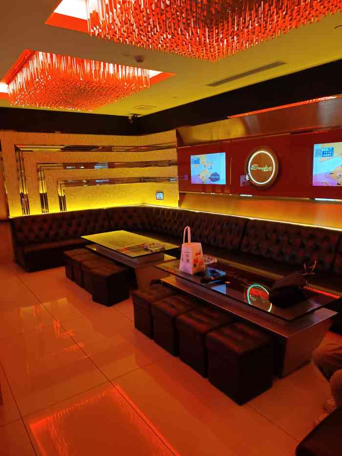 象牙红量贩ktv(本色店)-"什么都还可以,服务这些一级棒,.