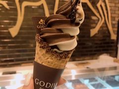 双拼冰淇淋-GODIVA(万象城店)