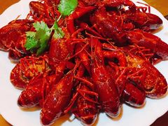 -郑东靓靓虾馆·金牌油焖大虾(天泽街店)